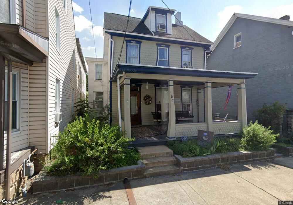 107 N Church St, Waynesboro, PA 17268 - photo 1