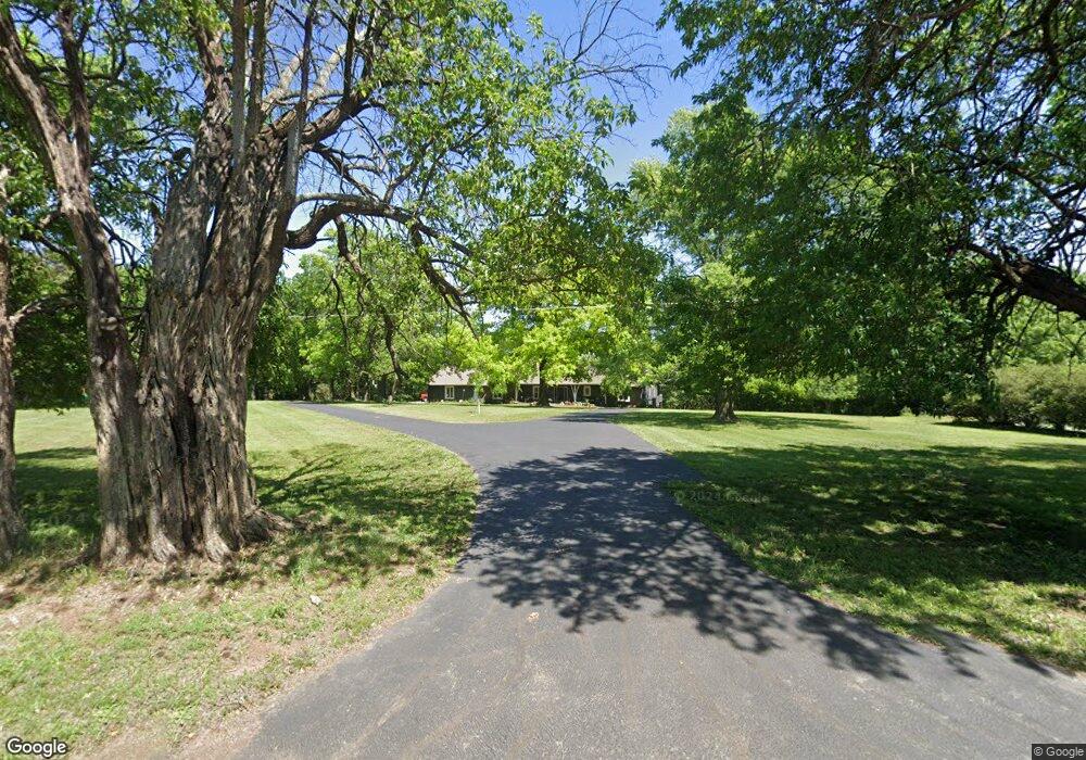 4826 SW Urish Rd, Topeka, KS 66610 - photo 1