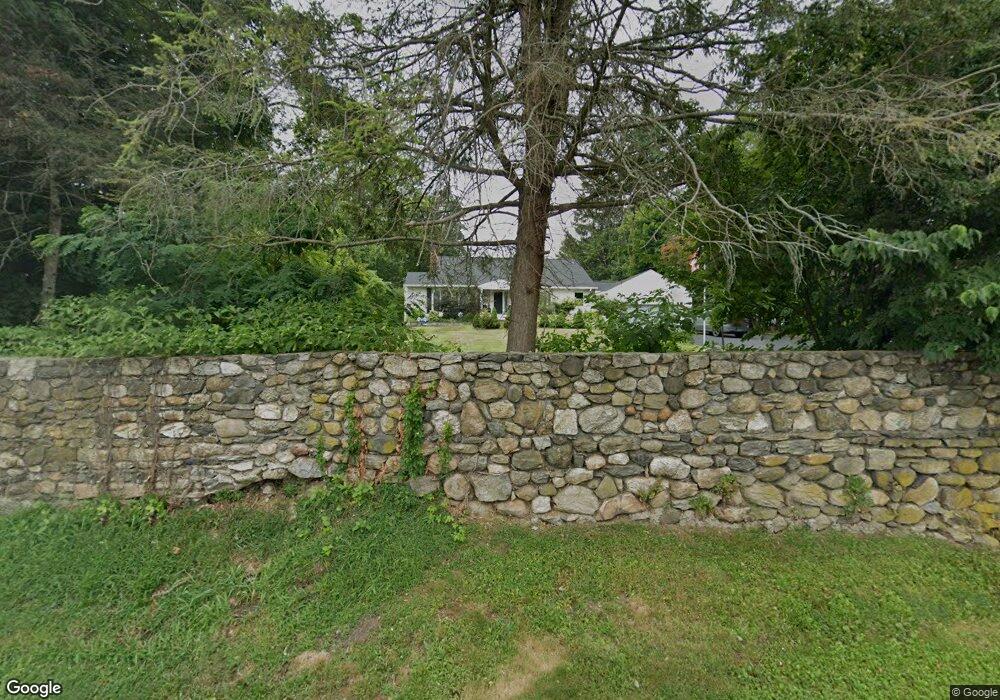 2761 Old Yorktown Rd, Yorktown Heights, NY 10598 - photo 1