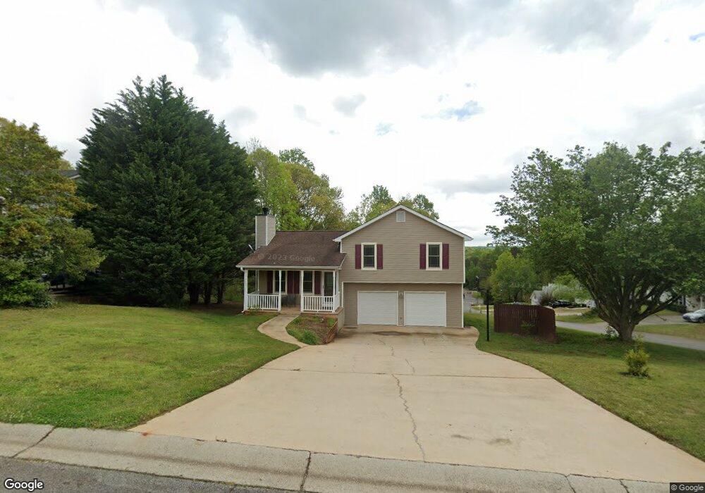 5204 Old Fence Rd, Flowery Branch, GA 30542 - photo 1