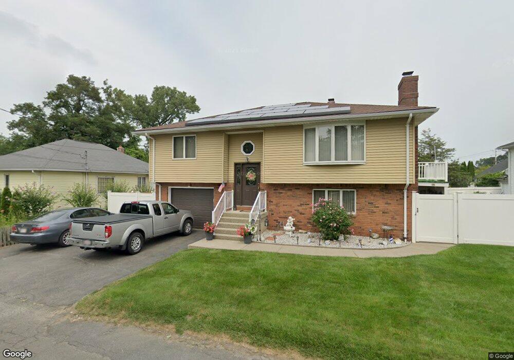 10 Loopley St, Ludlow, MA 01056 - photo 1