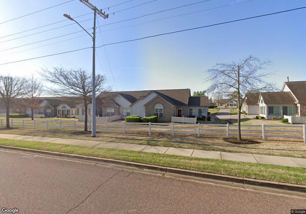 8806 Parkview Oaks Cir, Olive Branch, MS 38654 - photo 1