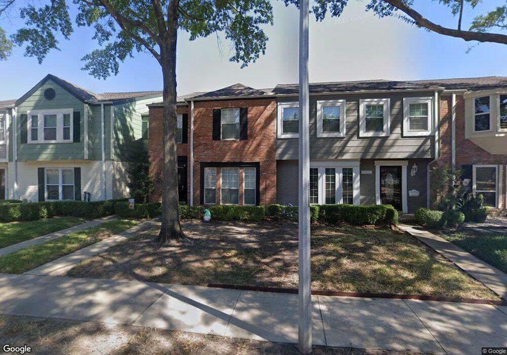 1204 Country Place Dr, Houston, TX 77079 - photo 1