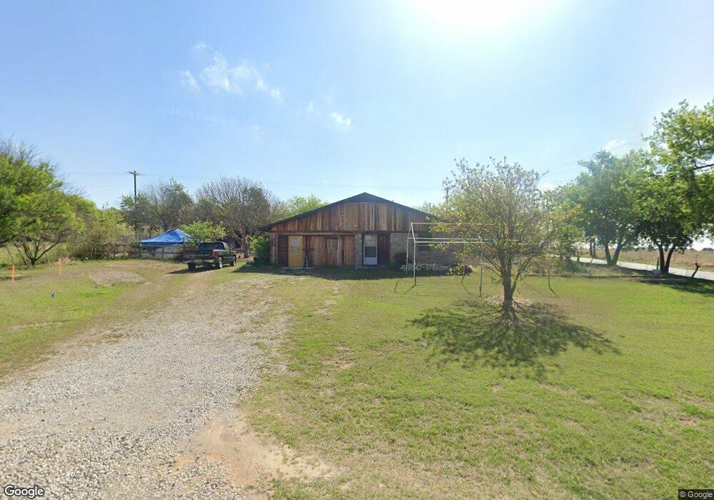 1402 Linda Ln, Weatherford, TX 76087 - photo 1