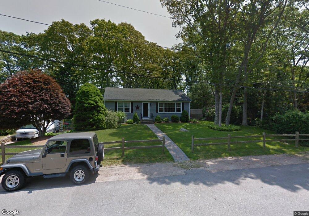 7 Memory Ln, Westerly, RI 02891 - photo 1