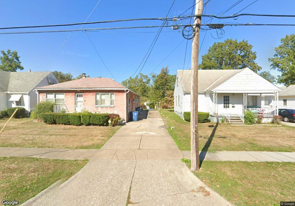 2907 Grove 2911, Lorain, OH 44055 - photo 1