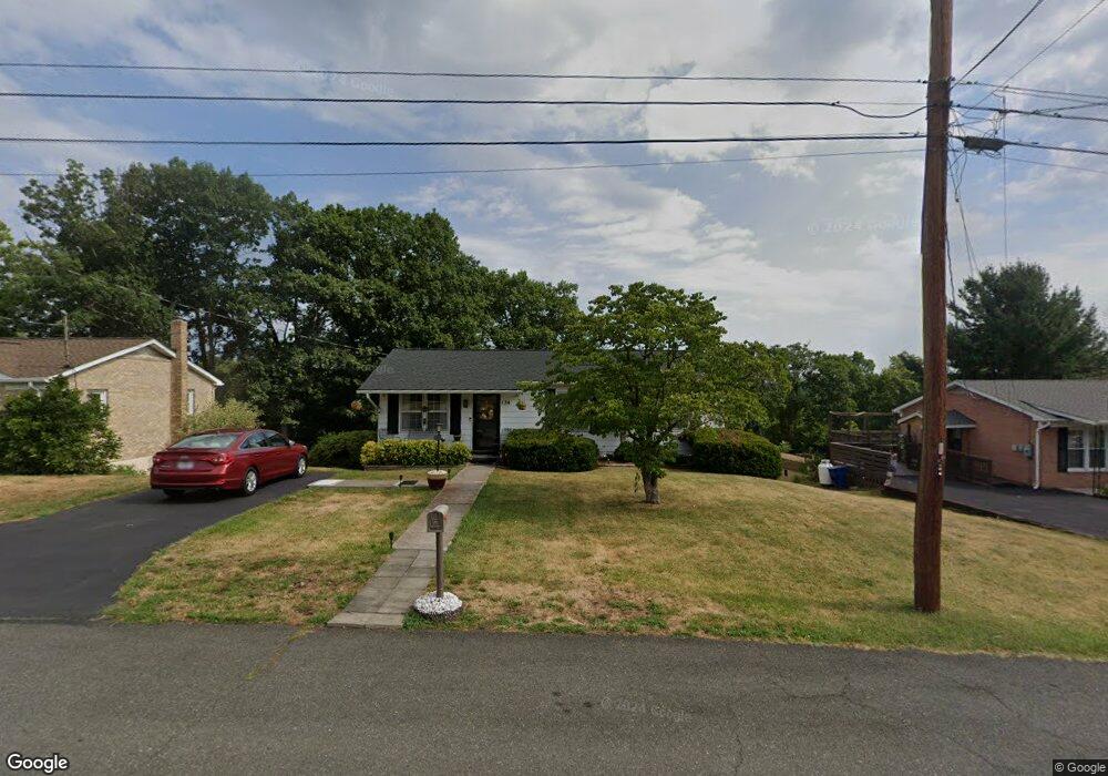 124 E 19th St, Front Royal, VA 22630 - photo 1