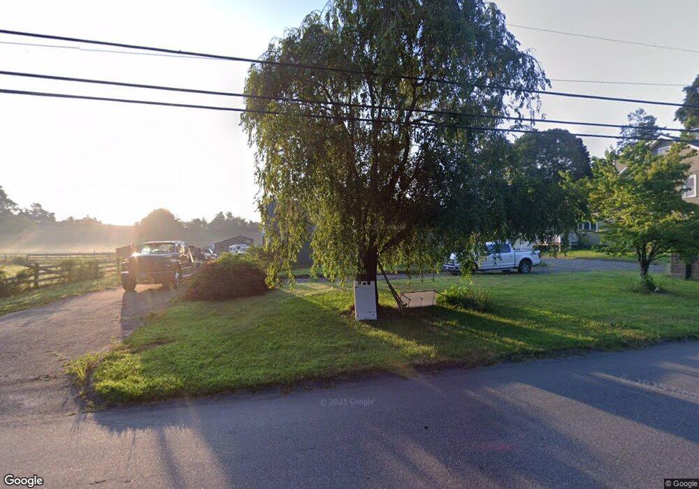 56 Duncaster Rd, Bloomfield, CT 06002 - photo 1