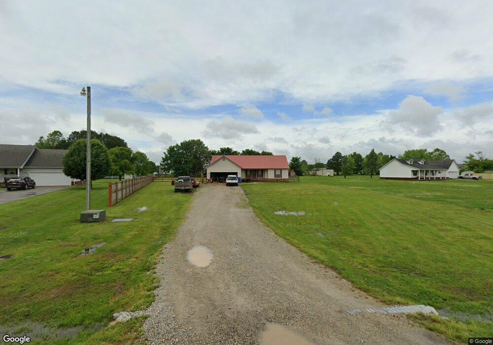 502 Vaughn Dr, Paragould, AR 72450 - photo 1