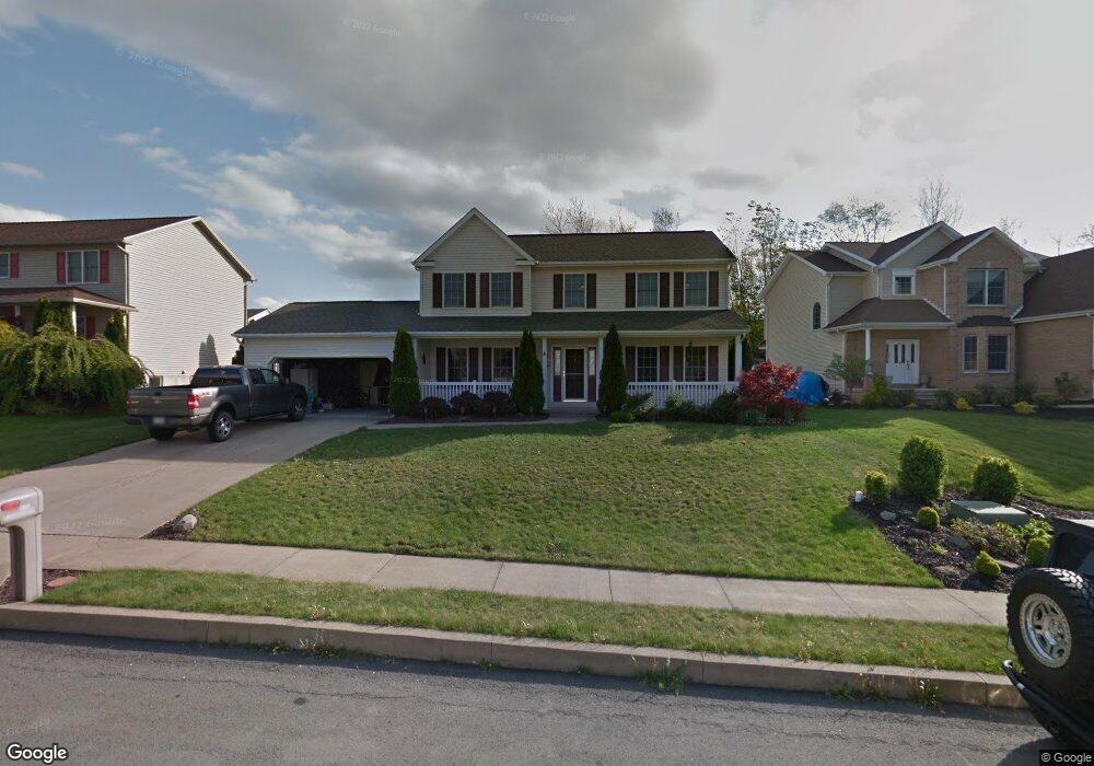 127 Blackberry Ln, Duryea, PA 18642 - photo 1