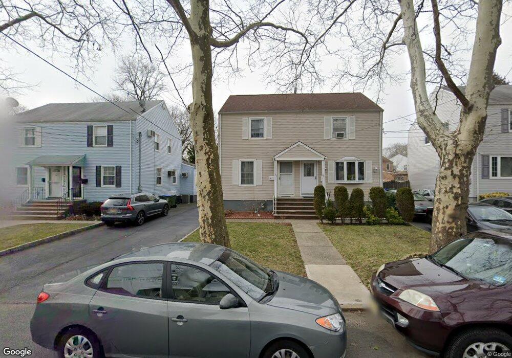 31 Macarthur Dr, Edison, NJ 08837 - photo 1