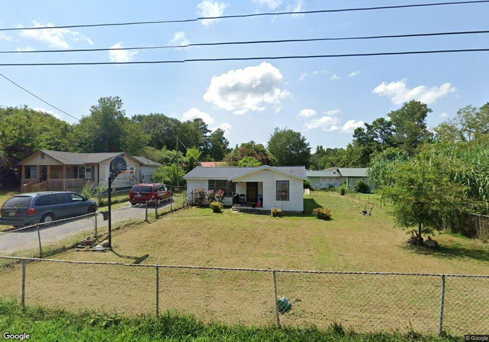 302 Stanley St, Dalton, GA 30721 - photo 1