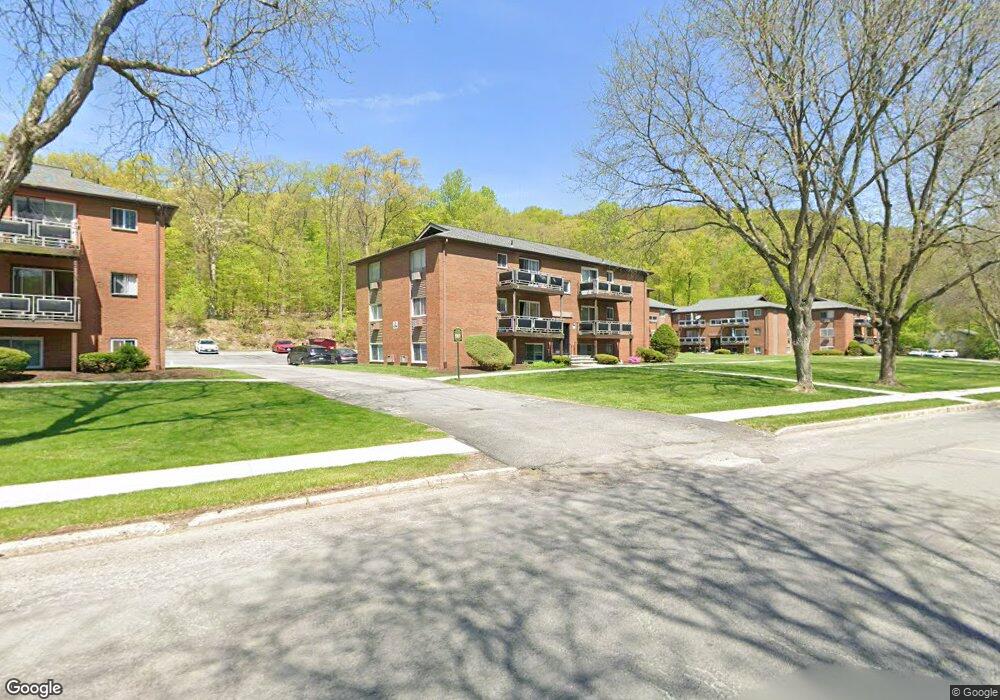 24 Tanager Rd unit 2, Monroe, NY 10950 - photo 1