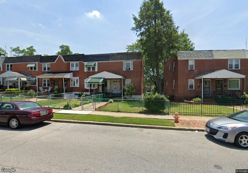 2865 Edgecombe Cir S, Baltimore, MD 21215 - photo 1