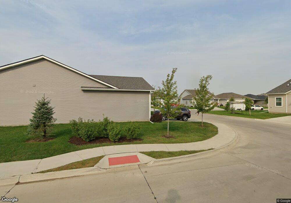 9897 Thorton Dr, Johnston, IA 50131 - photo 1