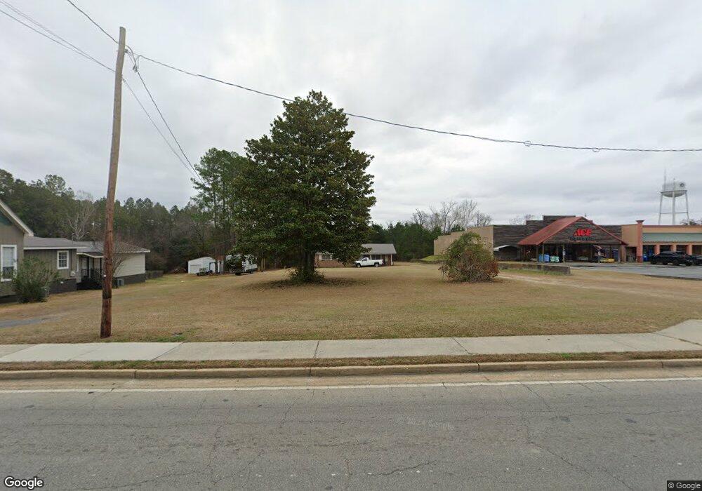 228 S Railroad Ave, Mount Vernon, GA 30445 - photo 1