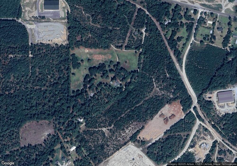 208 Domino Dr, Aberdeen, NC 28315 - photo 1