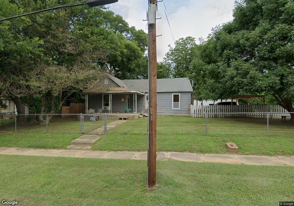 220 E St SE, Ardmore, OK 73401 - photo 1
