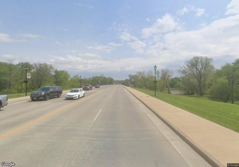 131 W Chestnut St, Coshocton, OH 43812 - photo 1