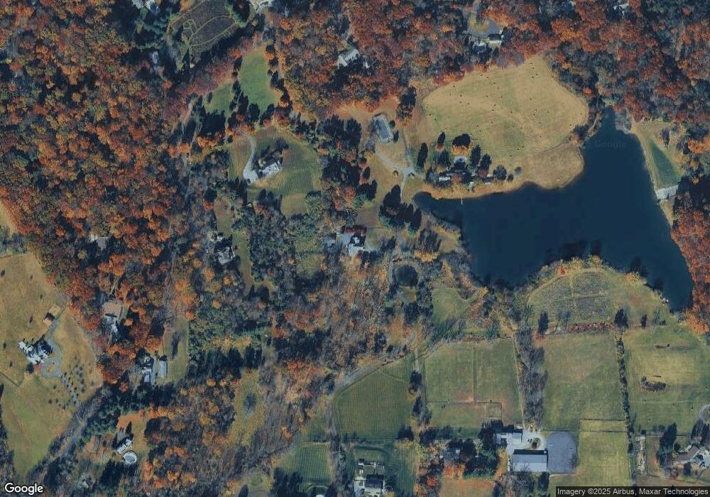 15 Spring Hill Rd, Annandale, NJ 08801 - photo 1