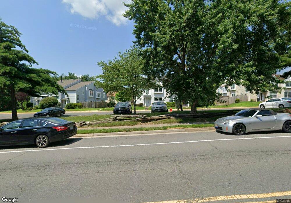 14003B Grumble Jones Ct, Centreville, VA 20121 - photo 1