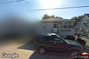 48 H St, Hull, MA 02045