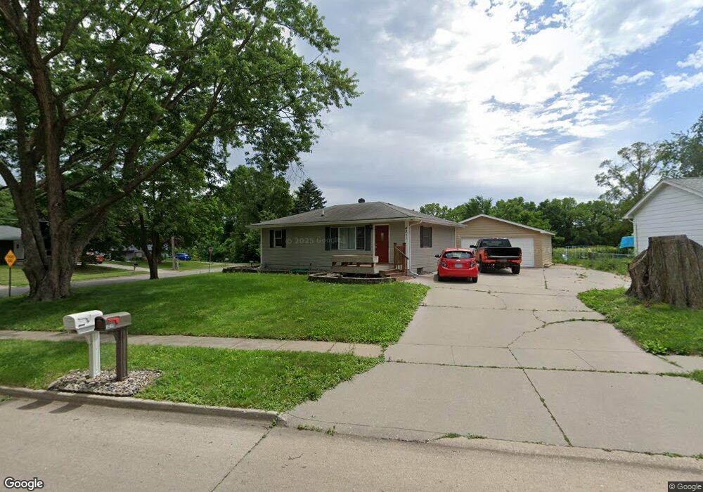 4211 Enden Ln, Des Moines, IA 50317 - photo 1