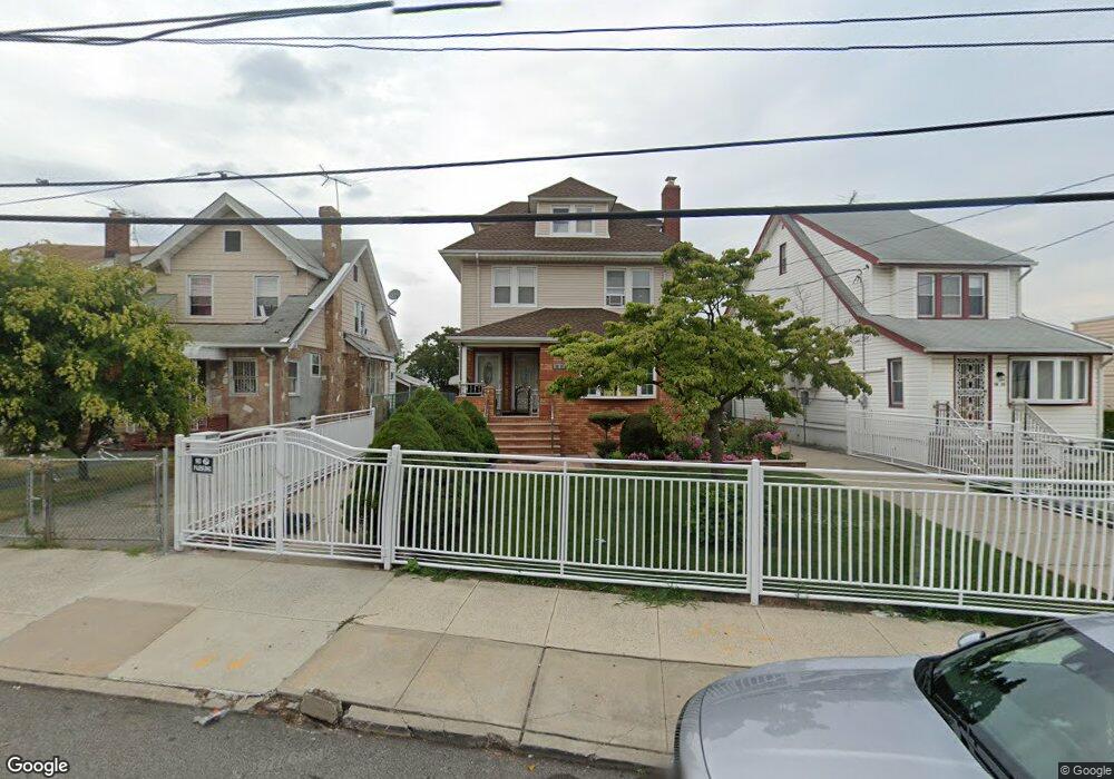 9025 197th St, Hollis, NY 11423 - photo 1