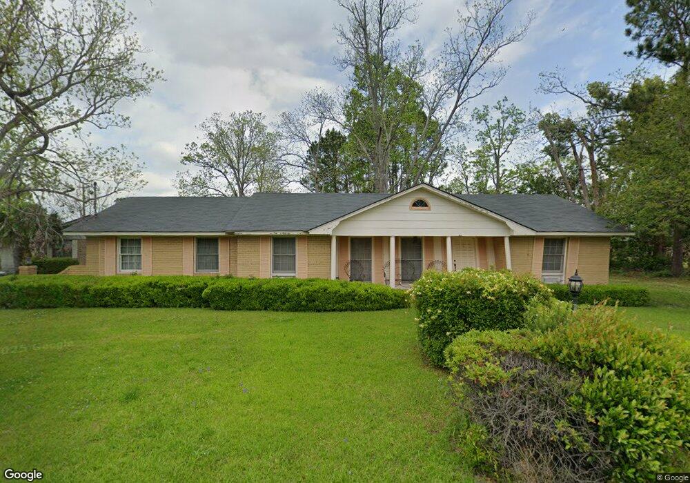 707 Baker Hwy W, Douglas, GA 31533 - photo 1