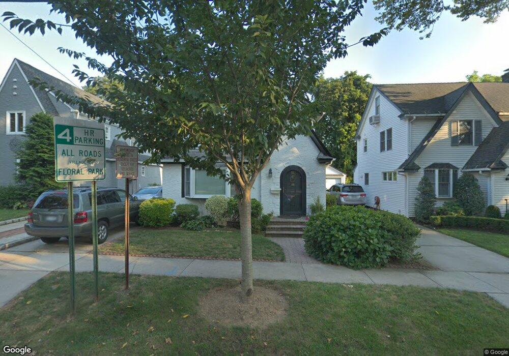 94 Superior Rd, Floral Park, NY 11001 - photo 1