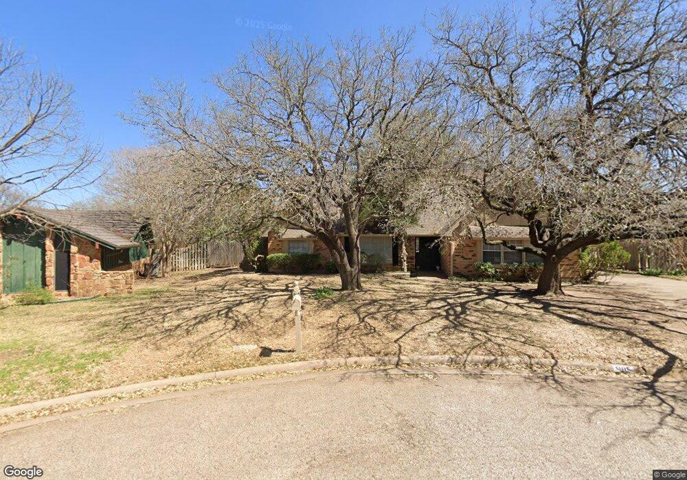 905 Willowcreek Ct, Cleburne, TX 76033 - photo 1