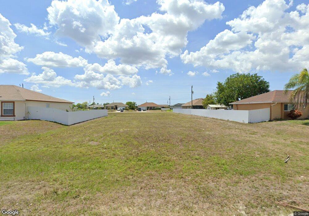 2032 NE 5th Ave, Cape Coral, FL 33909 - photo 1
