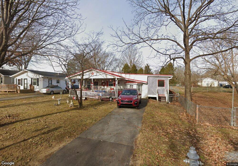 1615 E Myrtle Ave, Johnson City, TN 37601 - photo 1