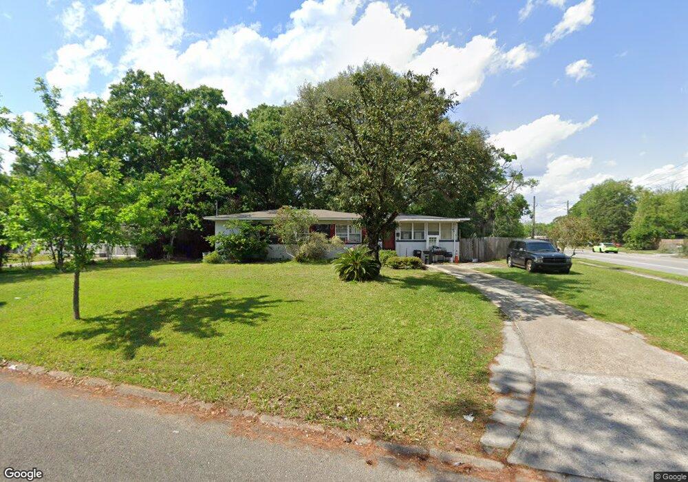 6405 Burgundy Rd S, Jacksonville, FL 32210 - photo 1