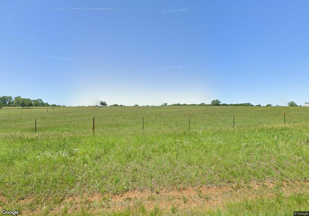 4715 SW Hoch Rd, Topeka, KS 66610 - photo 1