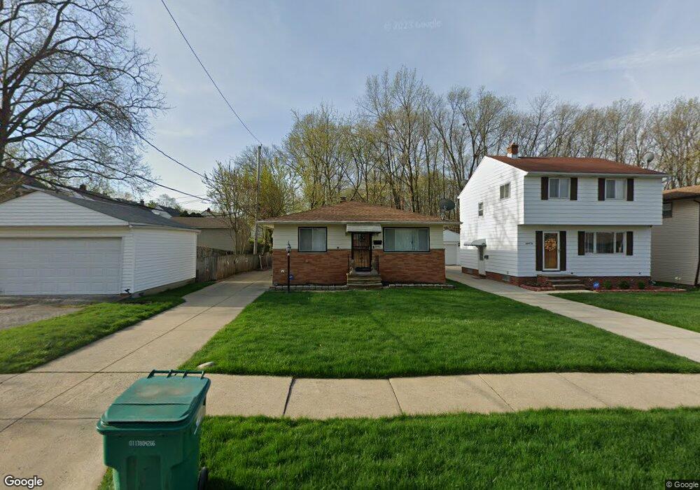 18990 Nitra Ave, Maple Heights, OH 44137 - photo 1