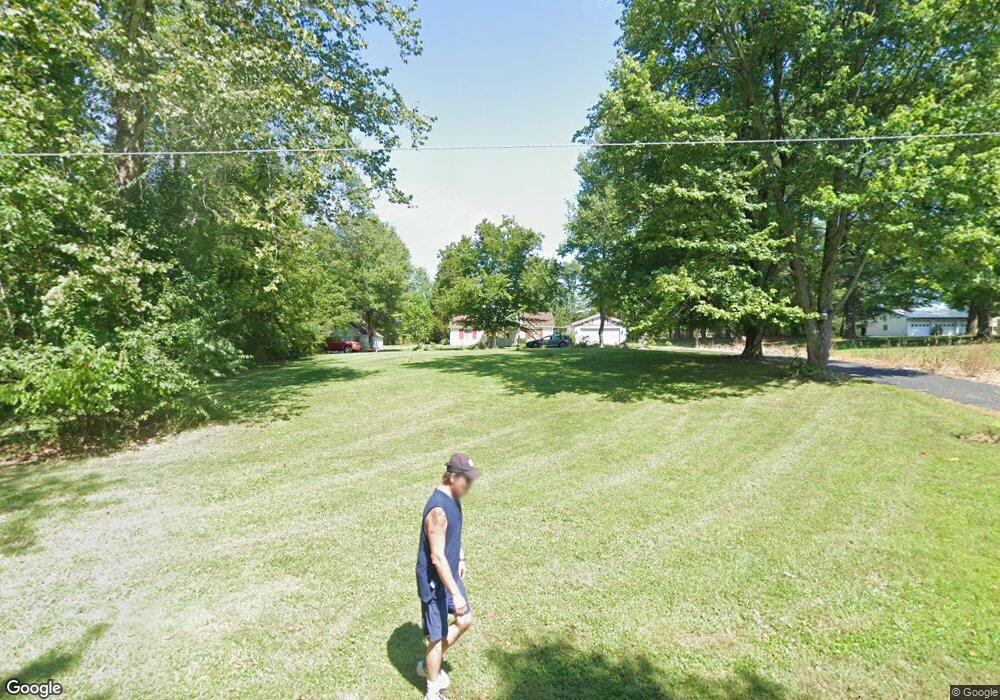 8100 W Deaver Rd, Columbus, IN 47201 - photo 1