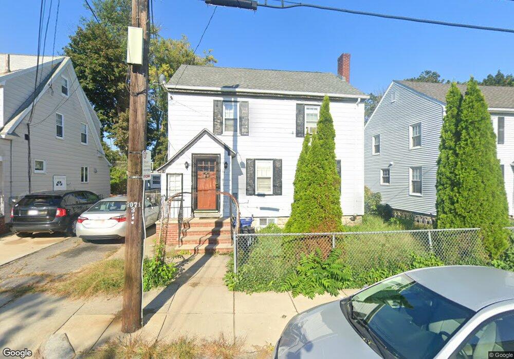 19 Sanderson Place, Brighton, MA 02135 - photo 1