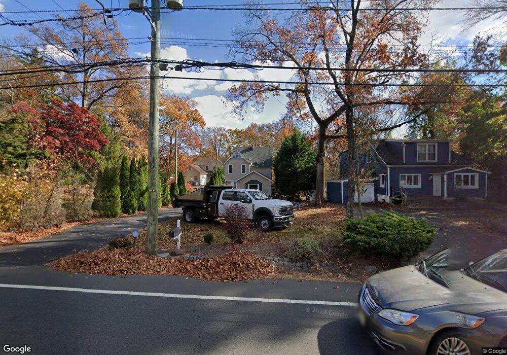 311 Goffle Rd, Ridgewood, NJ 07450 - photo 1