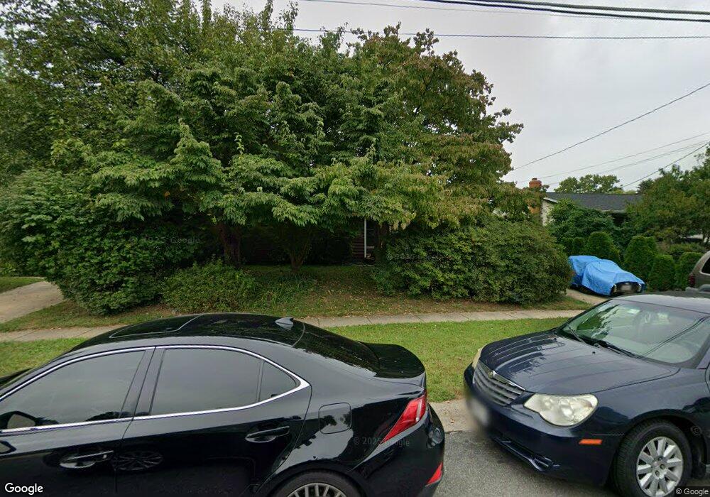 13118 Dumbarton Dr, Rockville, MD 20853 - photo 1