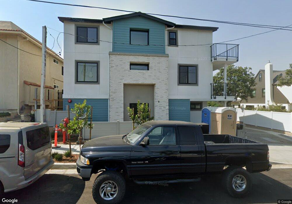 330 Chinquapin Ave, Carlsbad, CA 92008 - photo 1