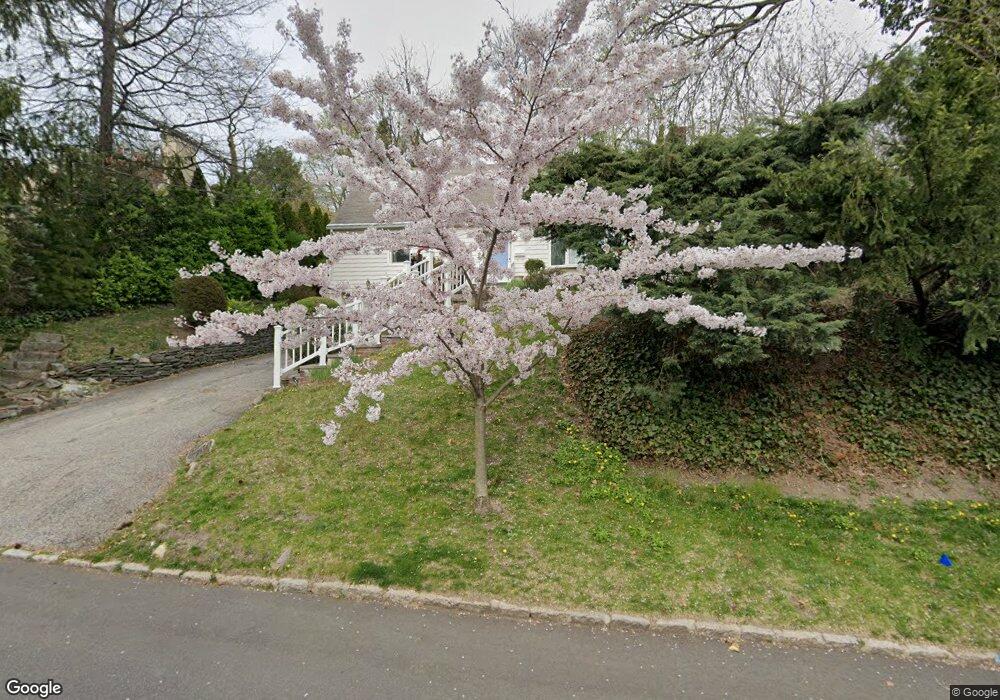 1 Joel Place, Port Washington, NY 11050 - photo 1