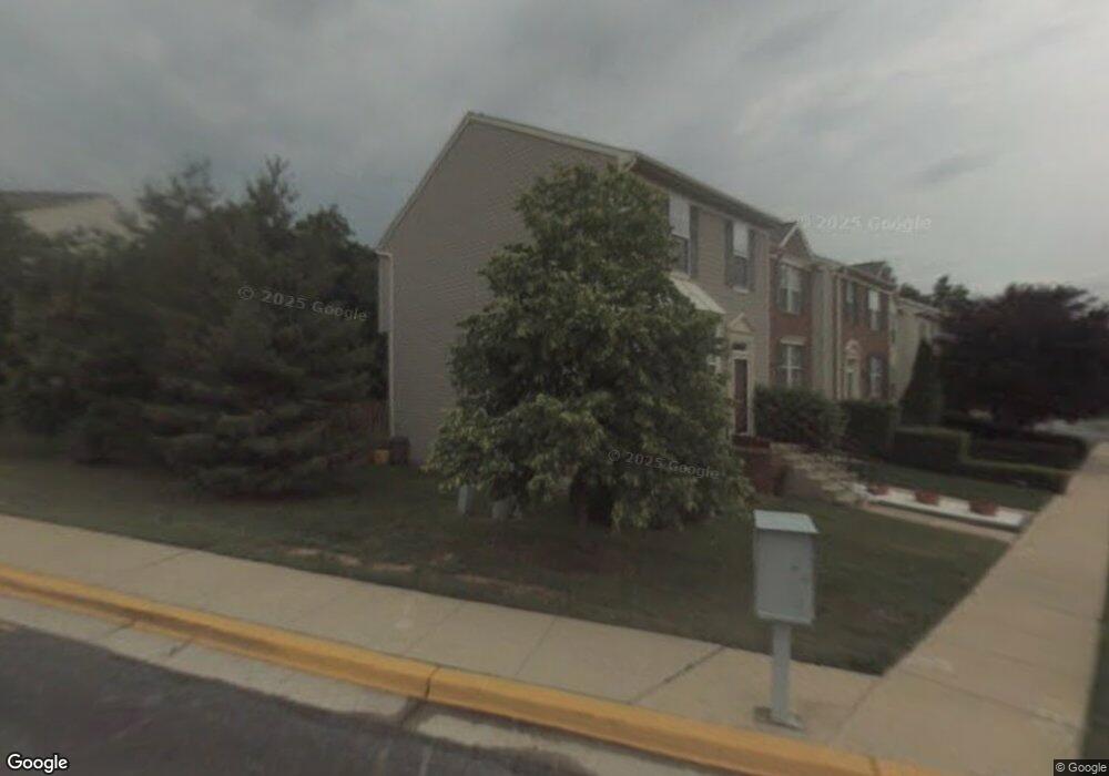 8510 Pine Meadows Dr, Odenton, MD 21113 - photo 1