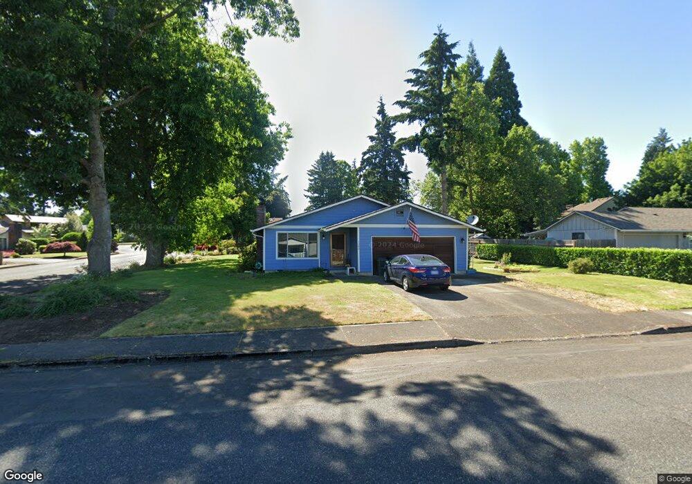 1070 NE 12th Place, Canby, OR 97013 - photo 1