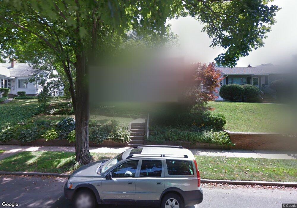 245 Kneeland Rd, New Haven, CT 06512 - photo 1