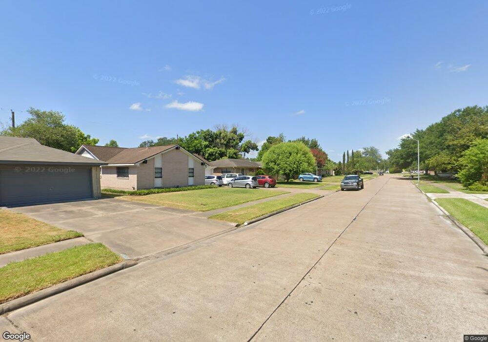 1107 Helms Rd, Houston, TX 77088 - photo 1