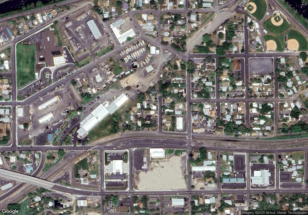 213 SE 16th St, Pendleton, OR 97801 - photo 1