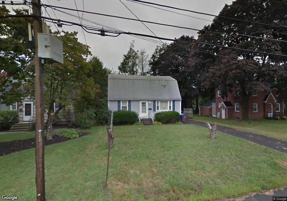 226 Pershing Ave, New Britain, CT 06053 - photo 1