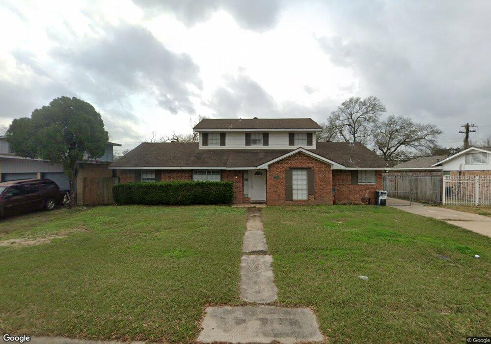 13434 Hollypark Dr, Houston, TX 77015 - photo 1