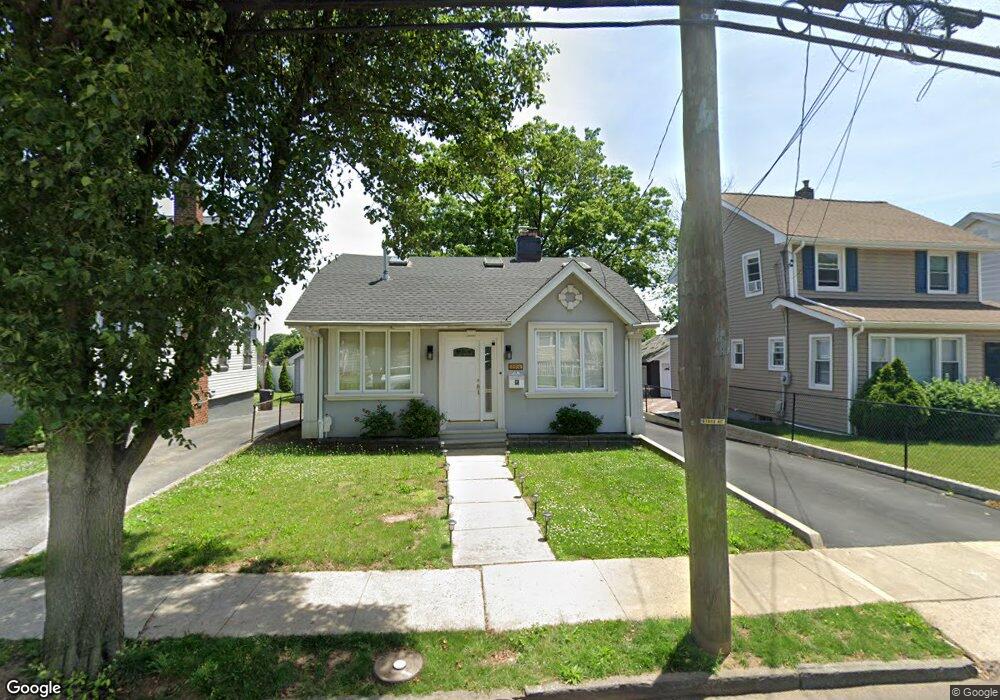 564 Chapman St, Hillside, NJ 07205 - photo 1